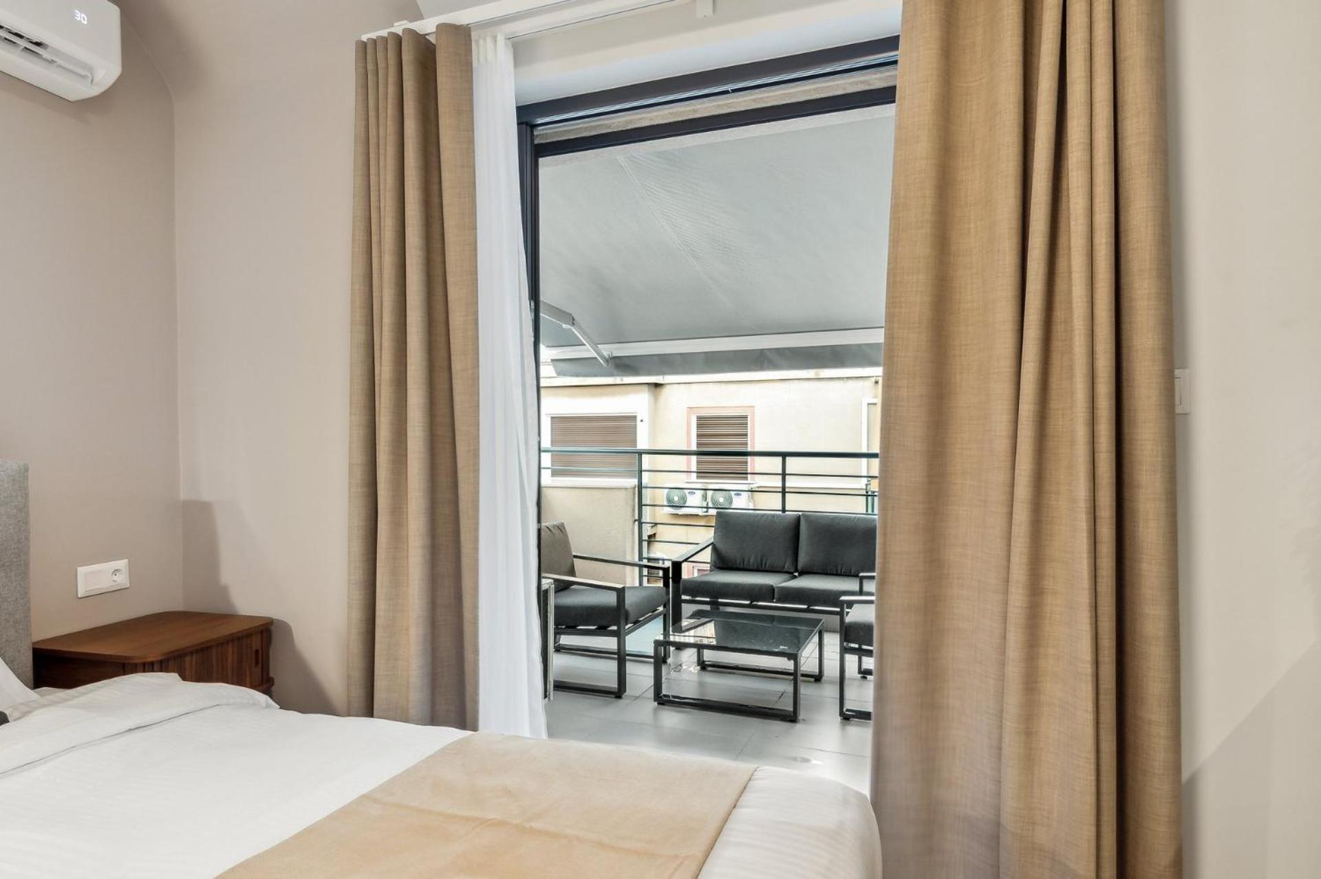 Limehome Athens Solonos City Center Eksteriør bilde